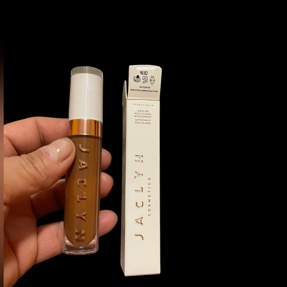 🌼💜NEW JACLYN COSMETICS CONCEALER. $15 Each or bundle with other cosmetics